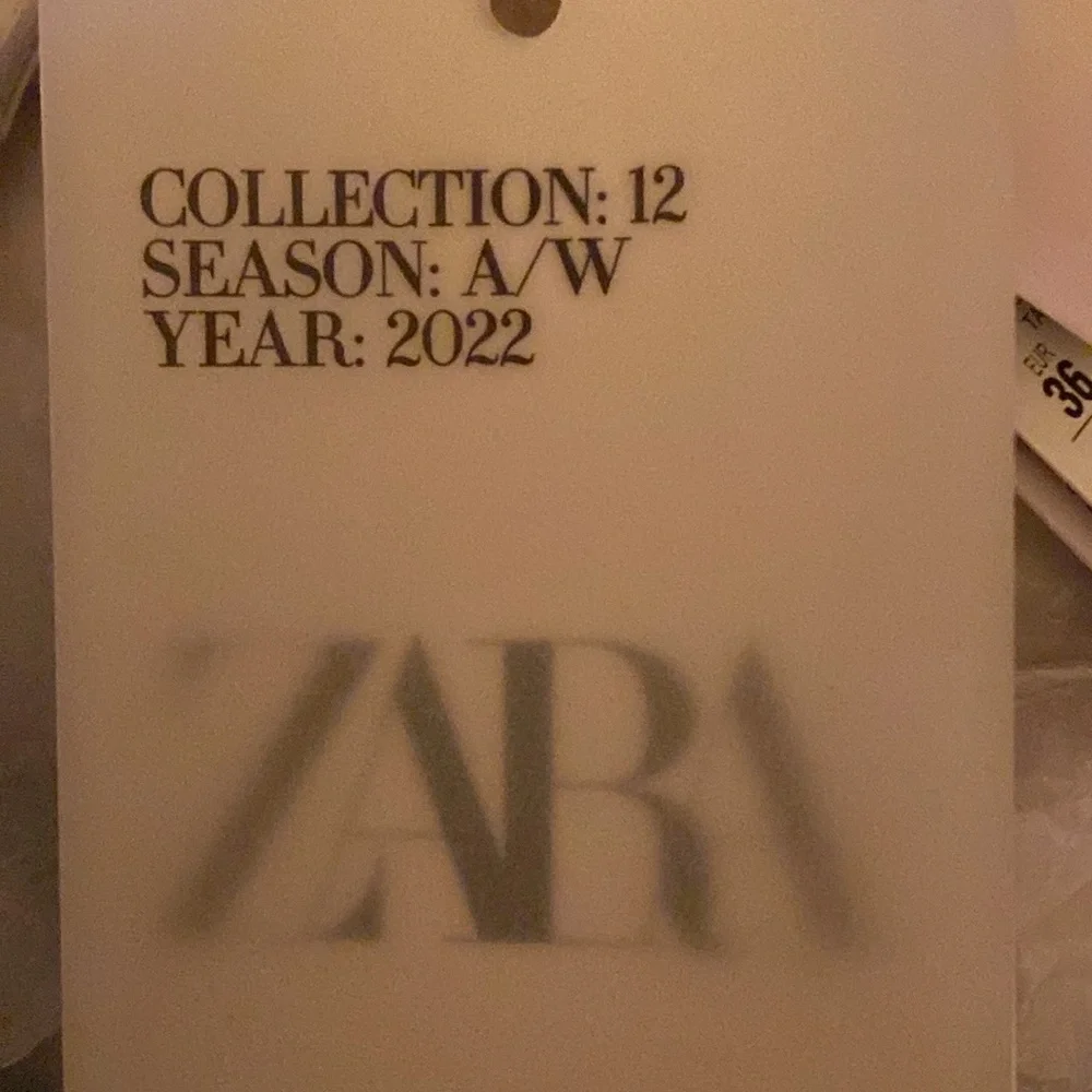 NWT. Zara Kids/Girls Knit Fabric Jewels Flat Shoes. Size 4.